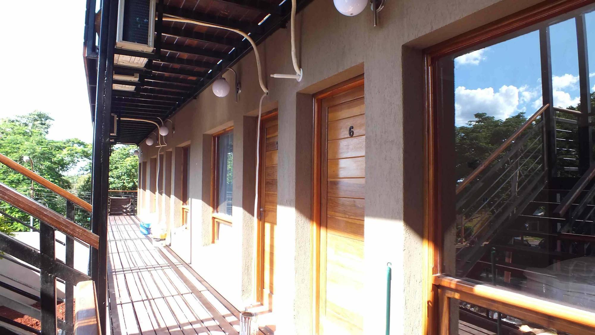 Iguazu Urban Hotel Express Puerto Iguazu Exterior photo